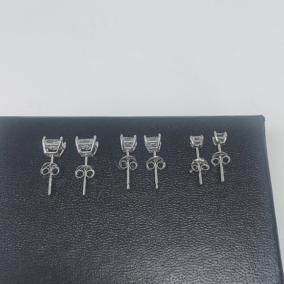 COPY - Sterling Silver 925. Simulate Diamond Stud Earring. - Picture 13 of 13